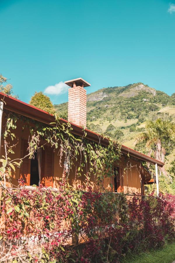 Casa Pedacinho De Ceu Com Banheira De Hidromassagem E Lareira São Bento do Sapucaí Exterior foto